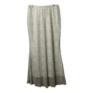 Shein skirt size 4 in like new condition.